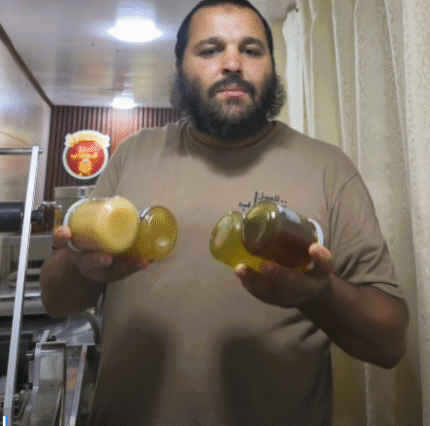 🎁 باقة 4 علب 250غ = 1 كغ مع ملعقة خشبية هدية